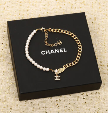 Chanel five-pointed star wings double cchoker necklace