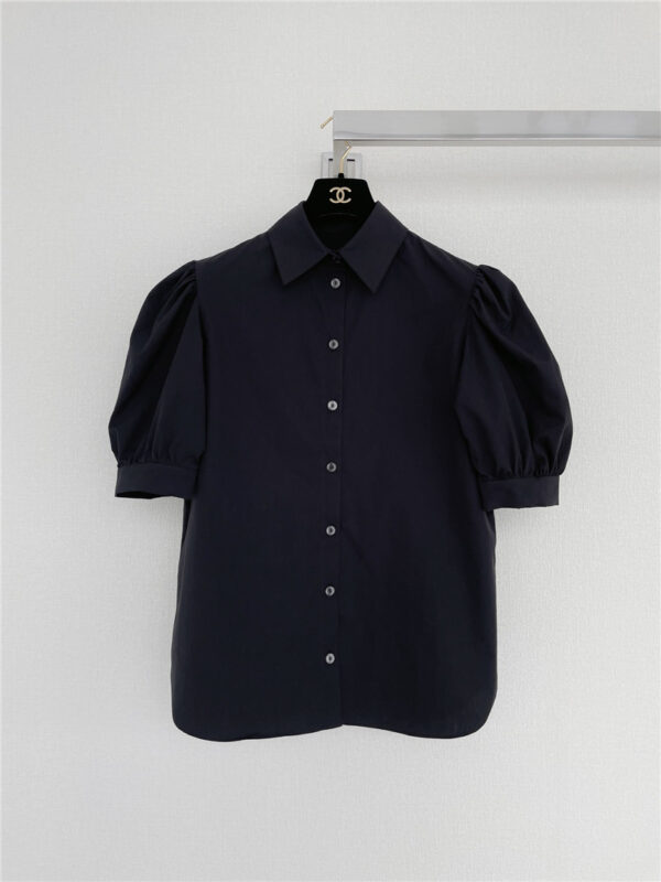 chanel dark pattern 𝐥𝐨𝐠𝐨 shirt