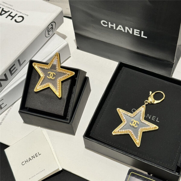 chanel transparent five-pointed star brooch