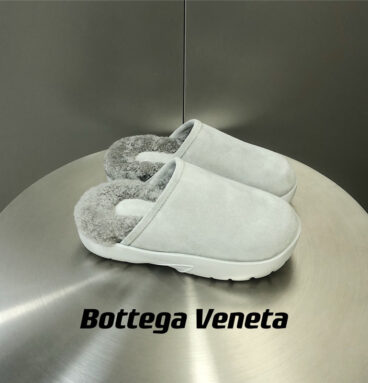 Bottega Veneta fur slippers