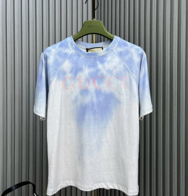 gucci tie-dye gradient T-shirt