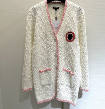 chanel new 𝐕 collar knitted cardigan