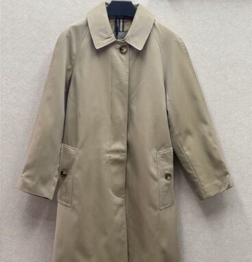 Burberry Camden fit lightweight trench coat