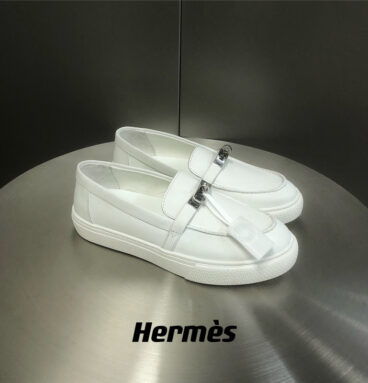 Hermès Kelly buckle slip-on casual sneakers