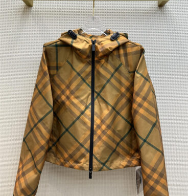 Burberry classic plaid trench coat