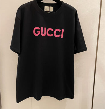 gucci new rose pink embroidered short sleeves