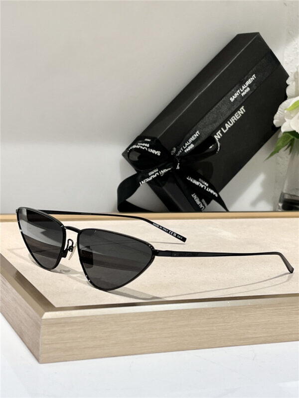 YSL fashionable luxury cool sunglasses