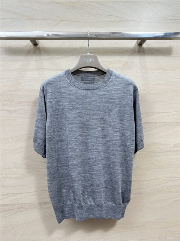 prada premium gray minimalist round neck knitted top