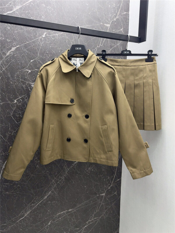 dior short windbreaker jacket + high waist pleated skirt