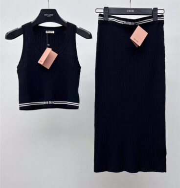 miumiu knitted vest skirt
