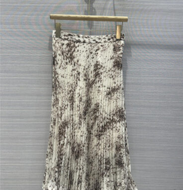 Givenchy premium tonal snow leopard print silk skirt