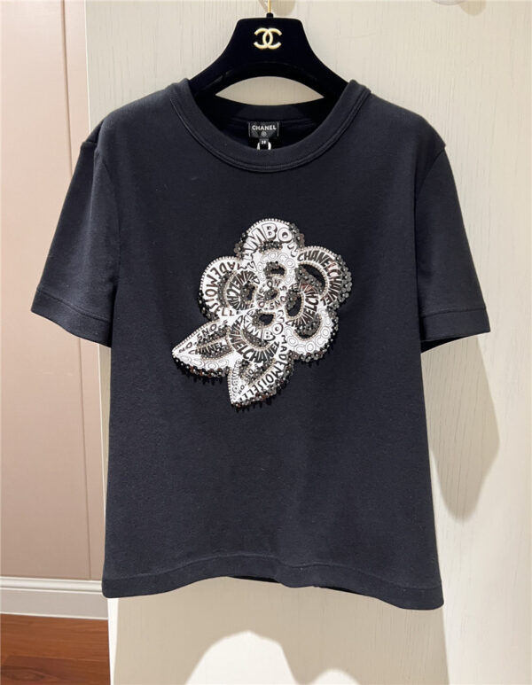 chanel three-dimensional camellia pattern T-shirt
