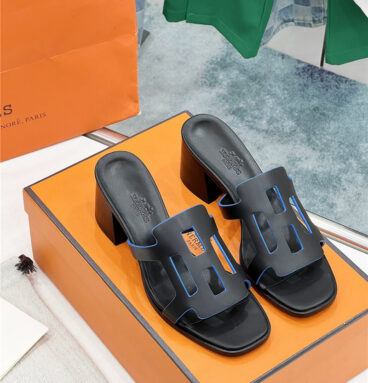 Hermès new spring and summer Izzy sandals