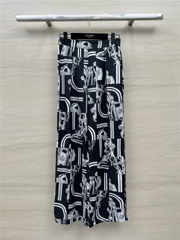 Hermès chain saddle print silk trousers