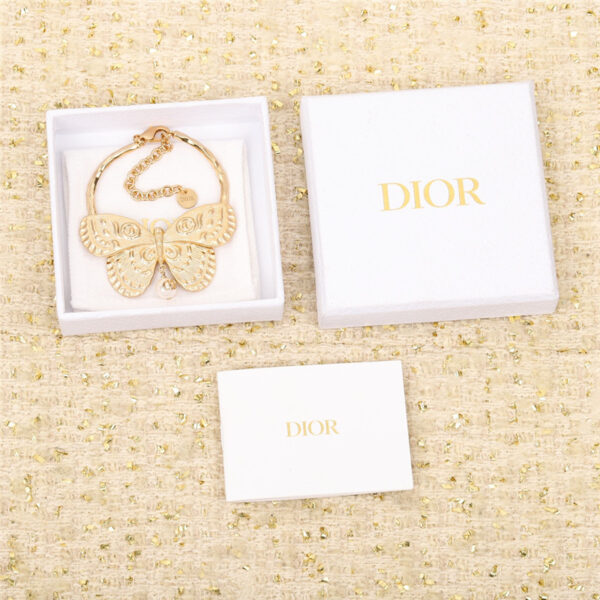 dior early spring butterfly series earrings
