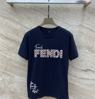 fendi logo embroidered round neck short-sleeved T-shirt