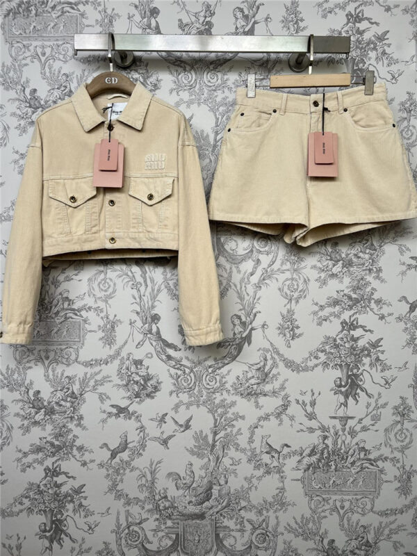 miumiu new corduroy jacket and shorts set