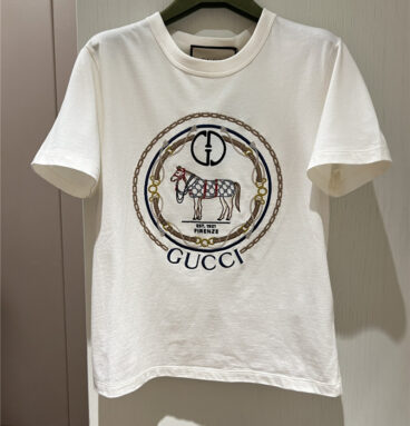 gucci interlocking G logo T-shirt