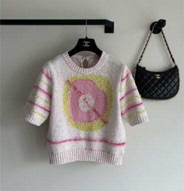 chanel pink knitted top