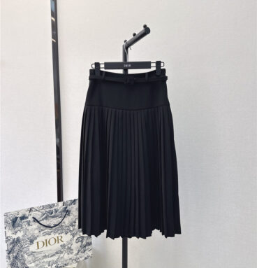 dior pleated skirt