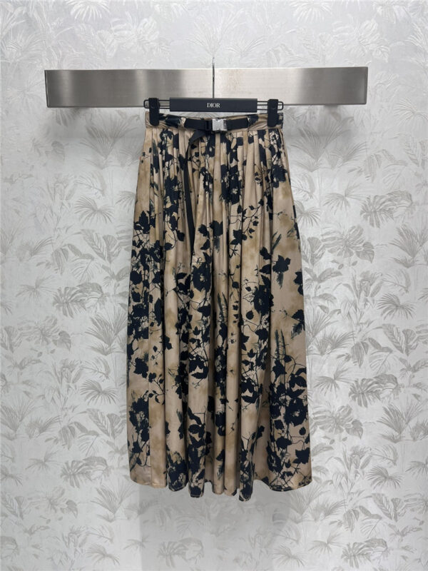 dior black floral print technical pleated skirt