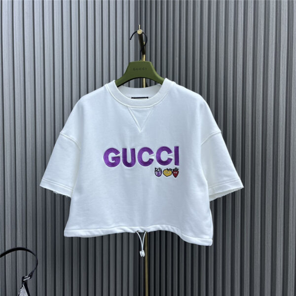 gucci embroidered shorts suit
