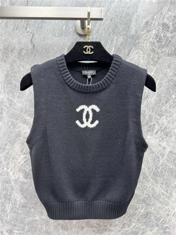 chanel new xiaoxiang knitted vest