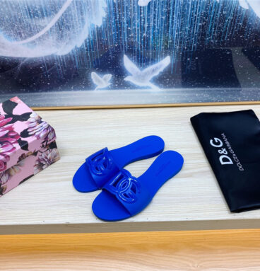 Dolce & Gabbana d&g 3D logo flat slippers