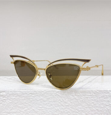 valentino new cat eye sunglasses
