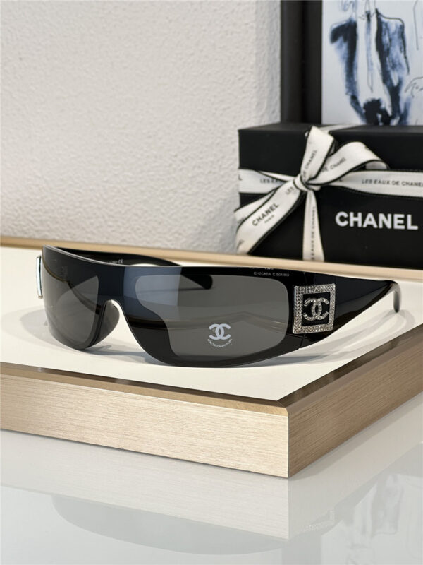 chanel antique collection y2k style shield sunglasses