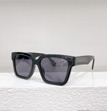gucci noble square sunglasses