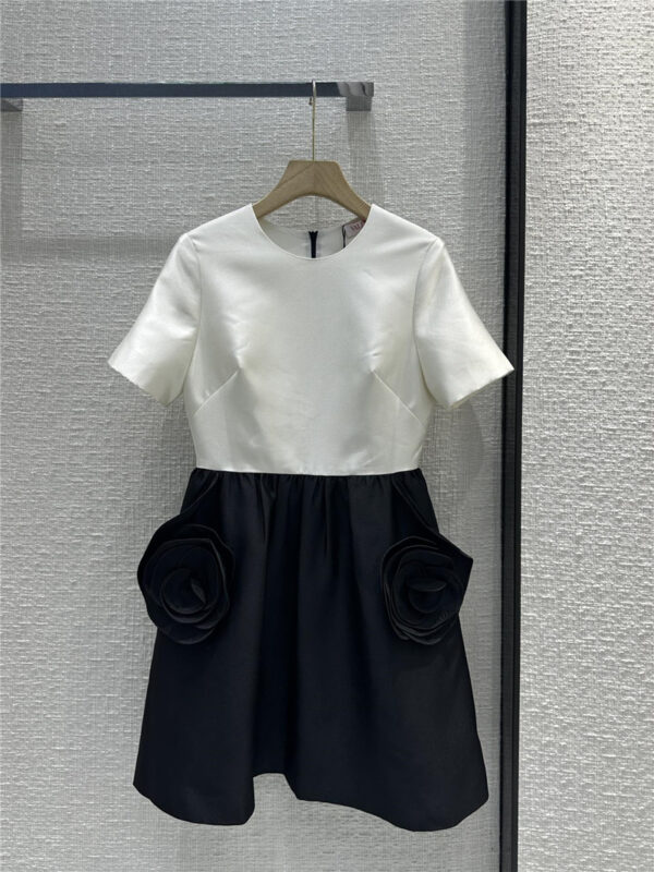 valentino black rose short sleeve dress replica clothing sites