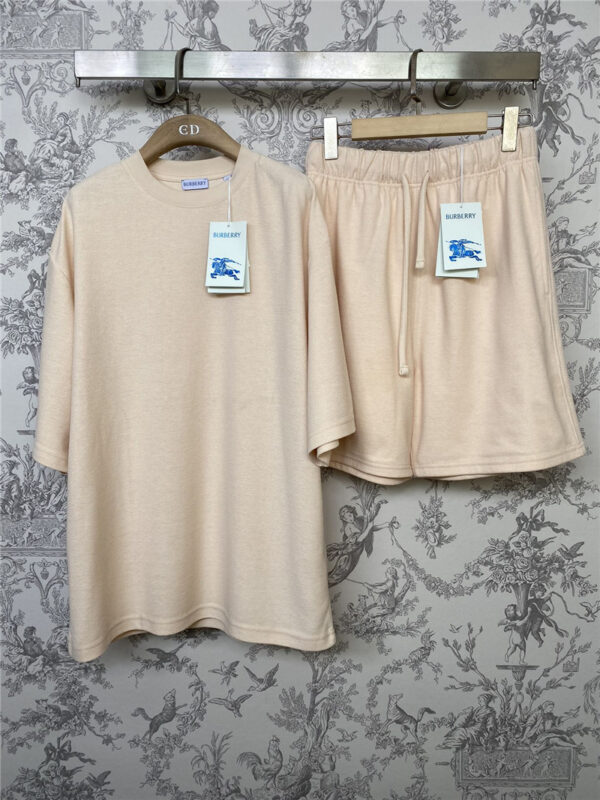Burberry new T-shirt shorts suit replica d&g clothing