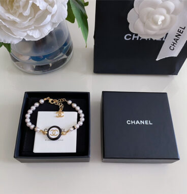 chanel black and white button pearl bracelet