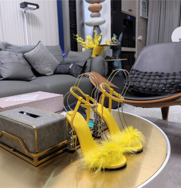 Givenchy ostrich feather sandals maison margiela replica shoes