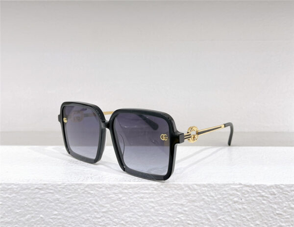 gucci understated luxury sunglasses