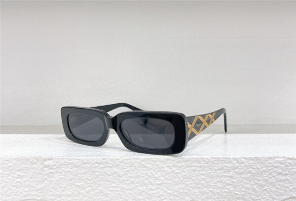 Salvatore Ferragamo vintage style sunglasses