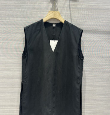 TOTEME V-neck vest replica clothing sites