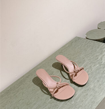 Bottega Veneta woven flip-flops margiela replica shoes