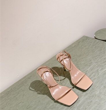 Bottega Veneta square toe slippers best replica shoes website