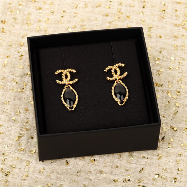 chanel twisted double c diamond earrings