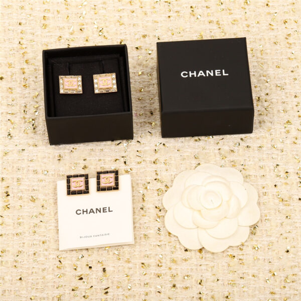 chanel pink square double c earrings