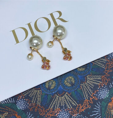 dior rose earrings