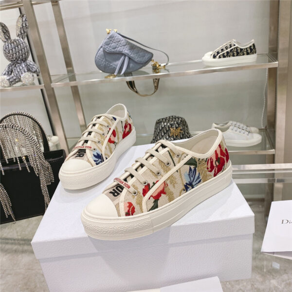 dior WALK'N embroidered shoes margiela replica shoes