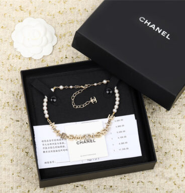 chanel pearl letter choker necklace