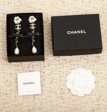 chanel camellia series earrings