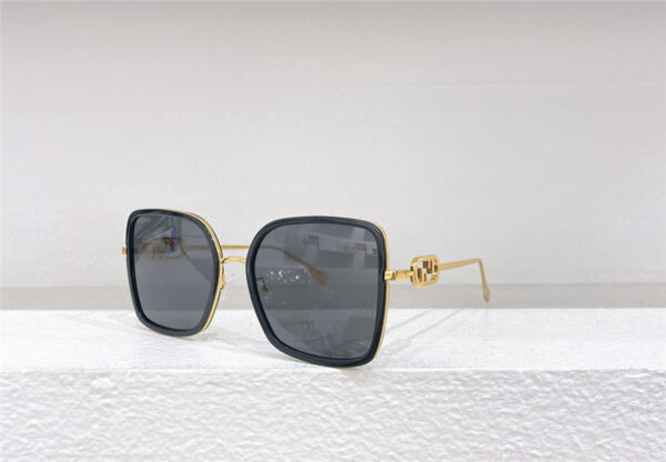 fendi personalized cool optical/sunglasses