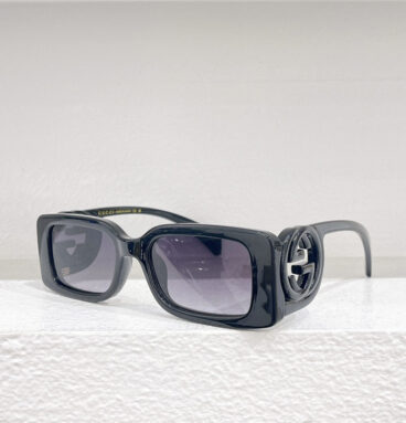 gucci luxury rectangular sunglasses