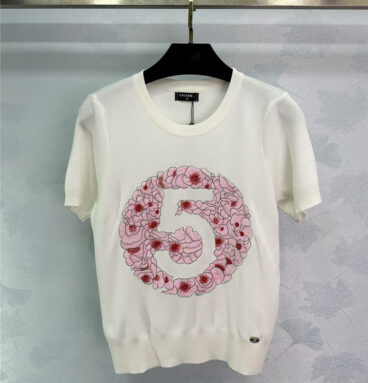 chanel camellia knitted top replica d&g clothing
