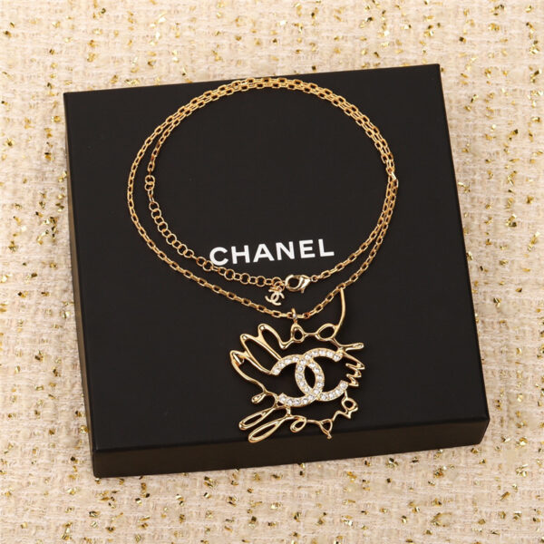 chanel necklace sweater chain